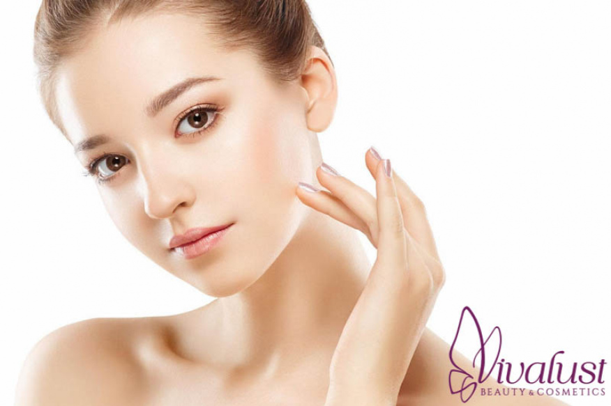 Loại Bỏ 4 Thói Quen Xấu  Giúp Bạn Nhanh Chóng Lấy Lại Làn Da Mịn Màng