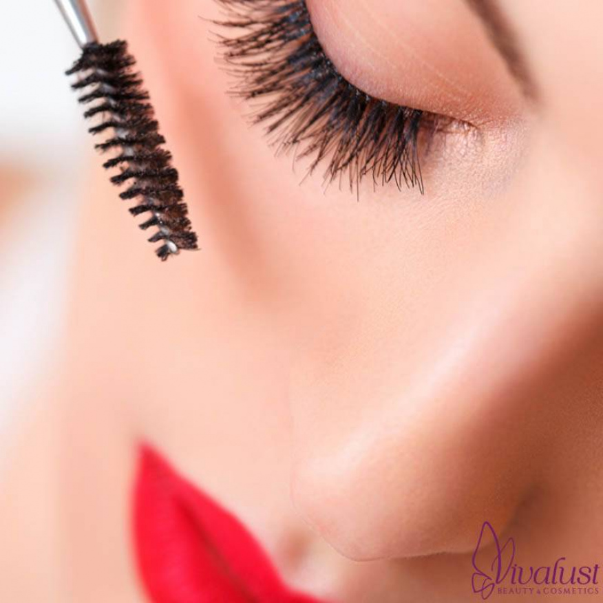 Săn Lùng Top 5 Mascara Làm Dày Và Cong Mi Quyến Rũ Nhất 2018